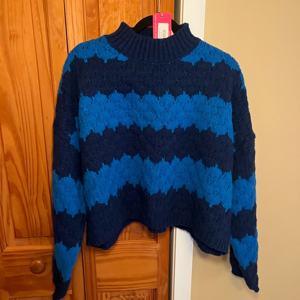 Knit Blue Striped Women's Oversized Sweater NWT Sz M/L